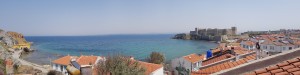 Bozcaada Ergin Pansiyon teras - deniz ve kale manzaralı